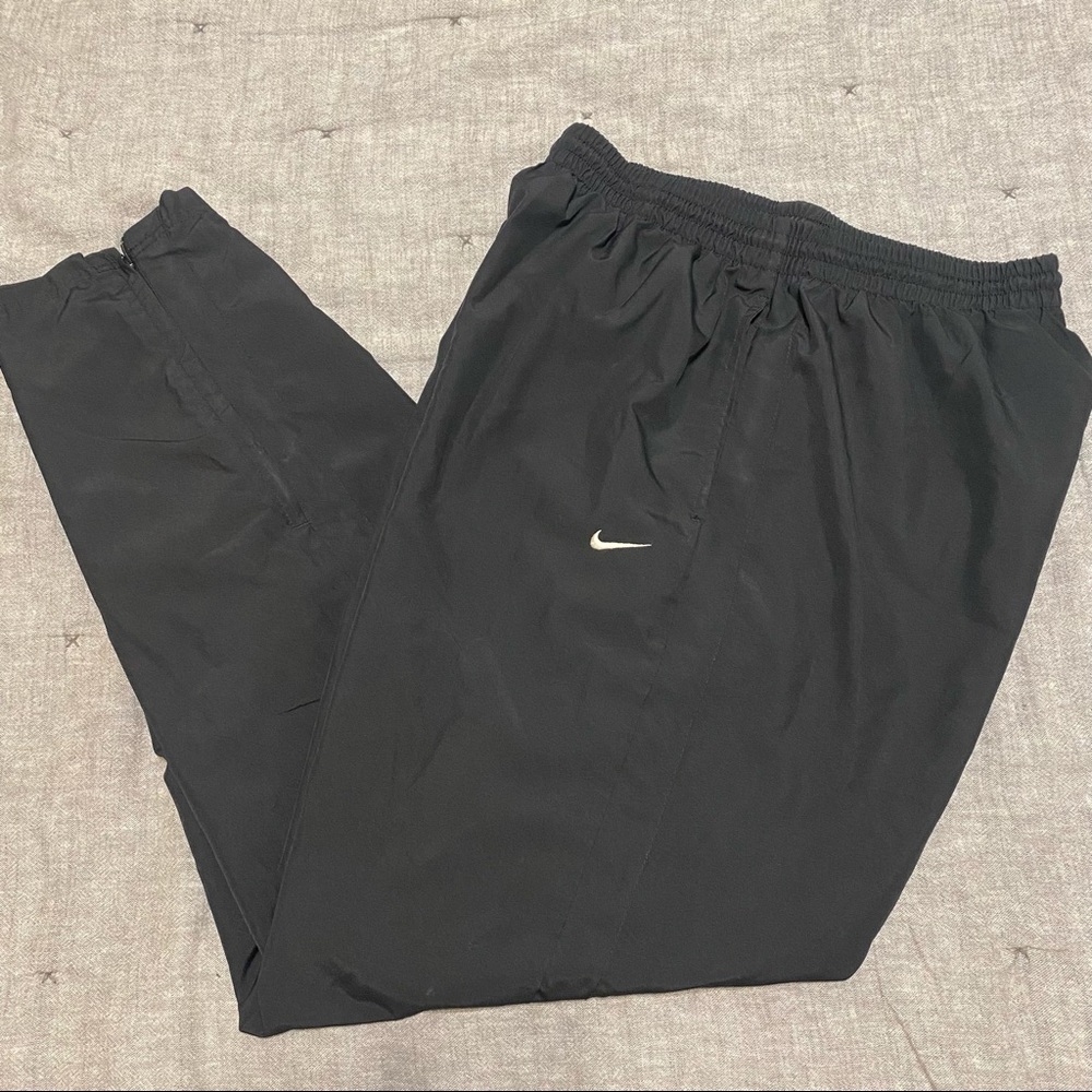 Nike Men’s Windrunner Pants